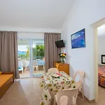 Residence Pierre & Vacances Arinella * לומיו