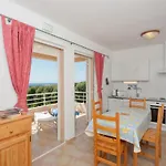 Residence Pierre & Vacances Arinella * לומיו
