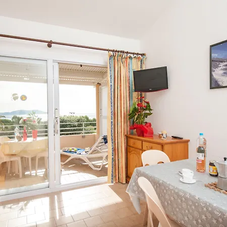 Appartement Pierre & Arinella Lumio (Corsica)